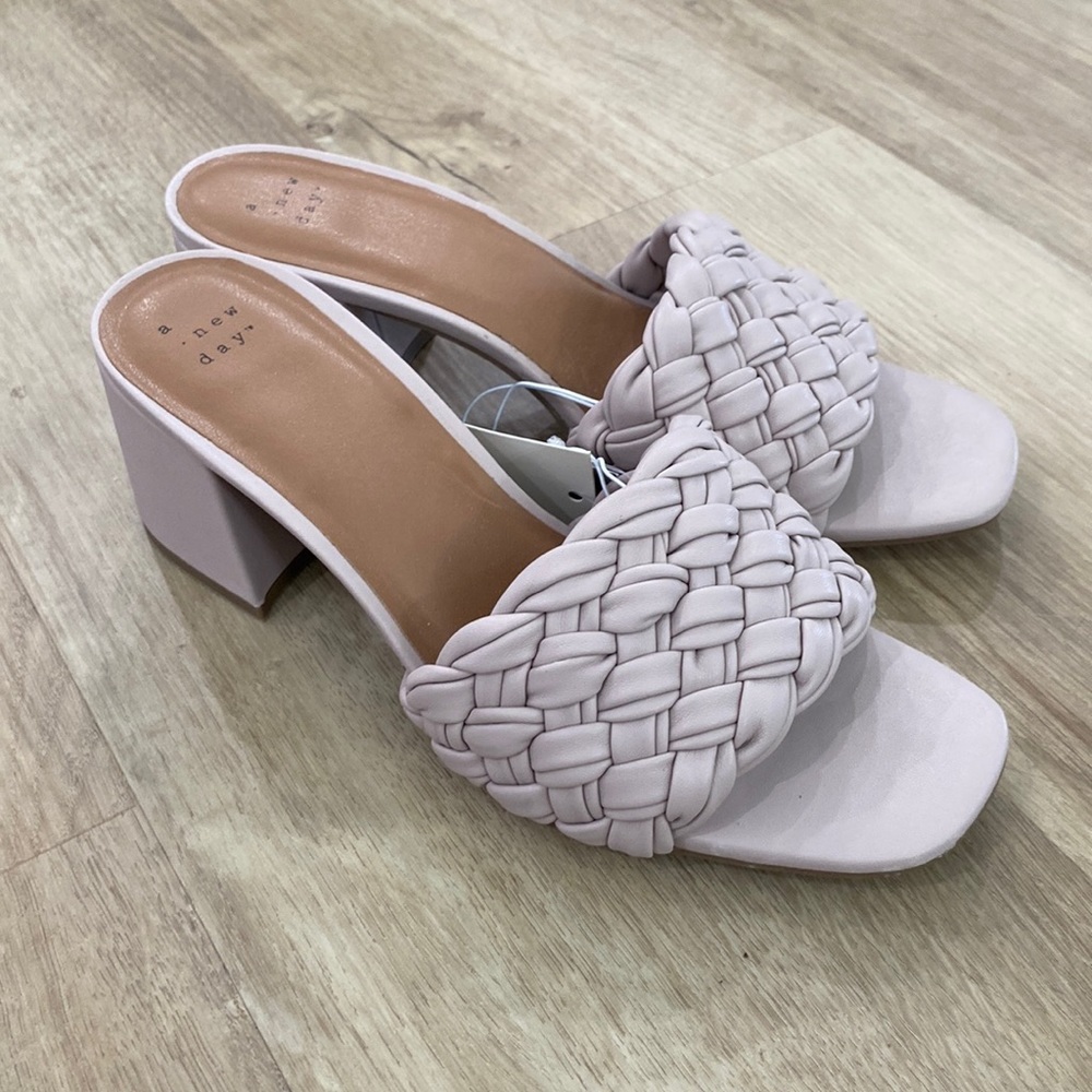 NEW Women’s A New Day Dorothy Sandals